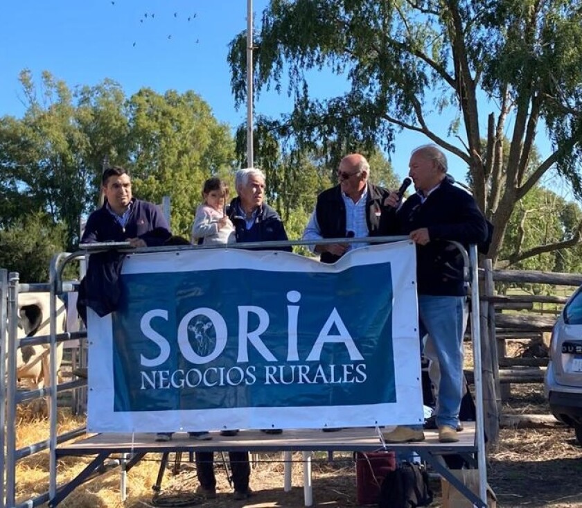 REmate Javier Soria abril 2022.jpg