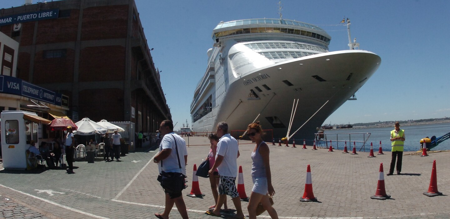Arribos de cruceros en verano será récord de los últimos 10 años: ¿cuánto dinero dejarán? - Noticias de Uruguay y el mundo actualizadas - EL PAÍS Uruguay