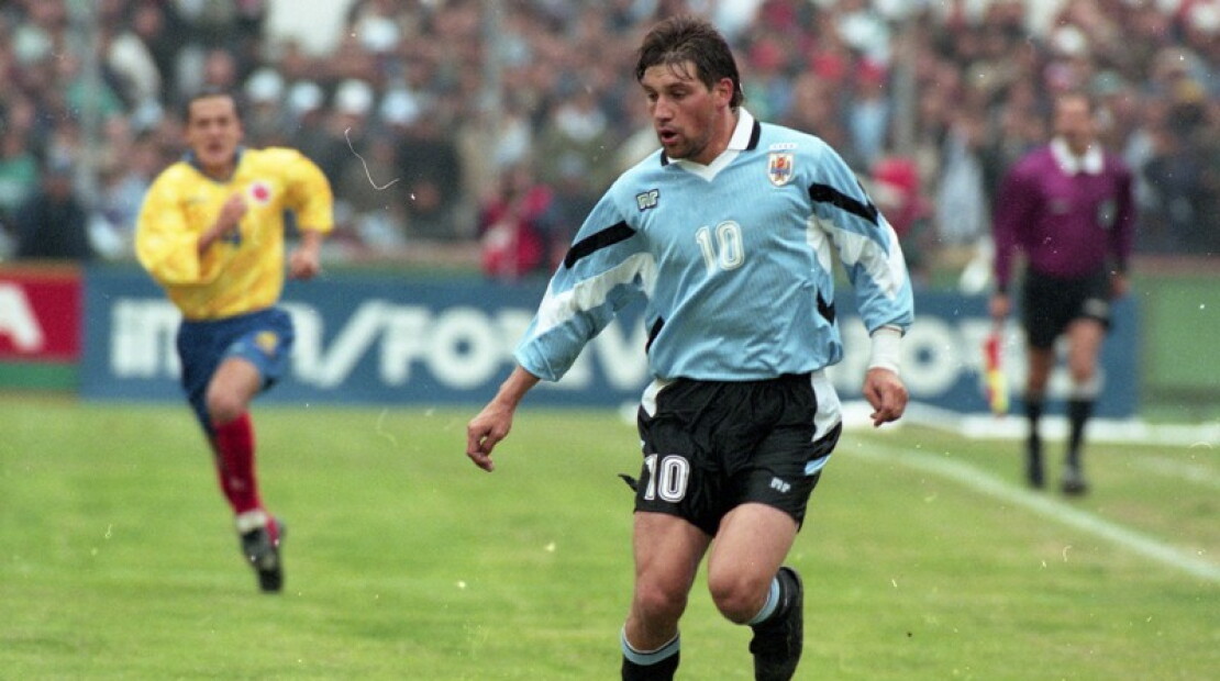 El mejor que vi 31 Fabián O'Neill en un encuentro con la selección uruguaya. Foto: Archivo El País.