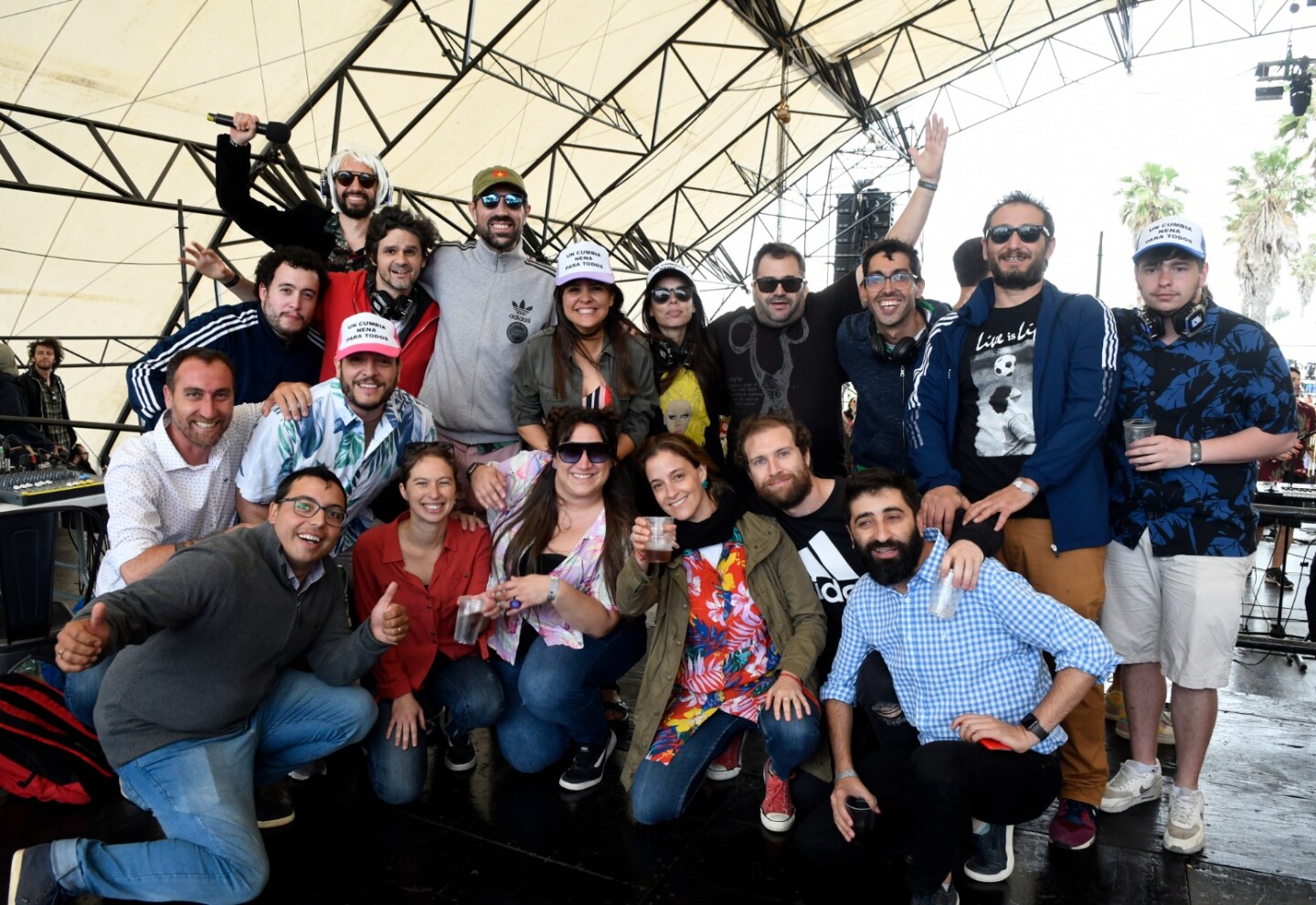 La Bajada 2021 fiesta masiva, dedicatoria picante y anuncio sobre el