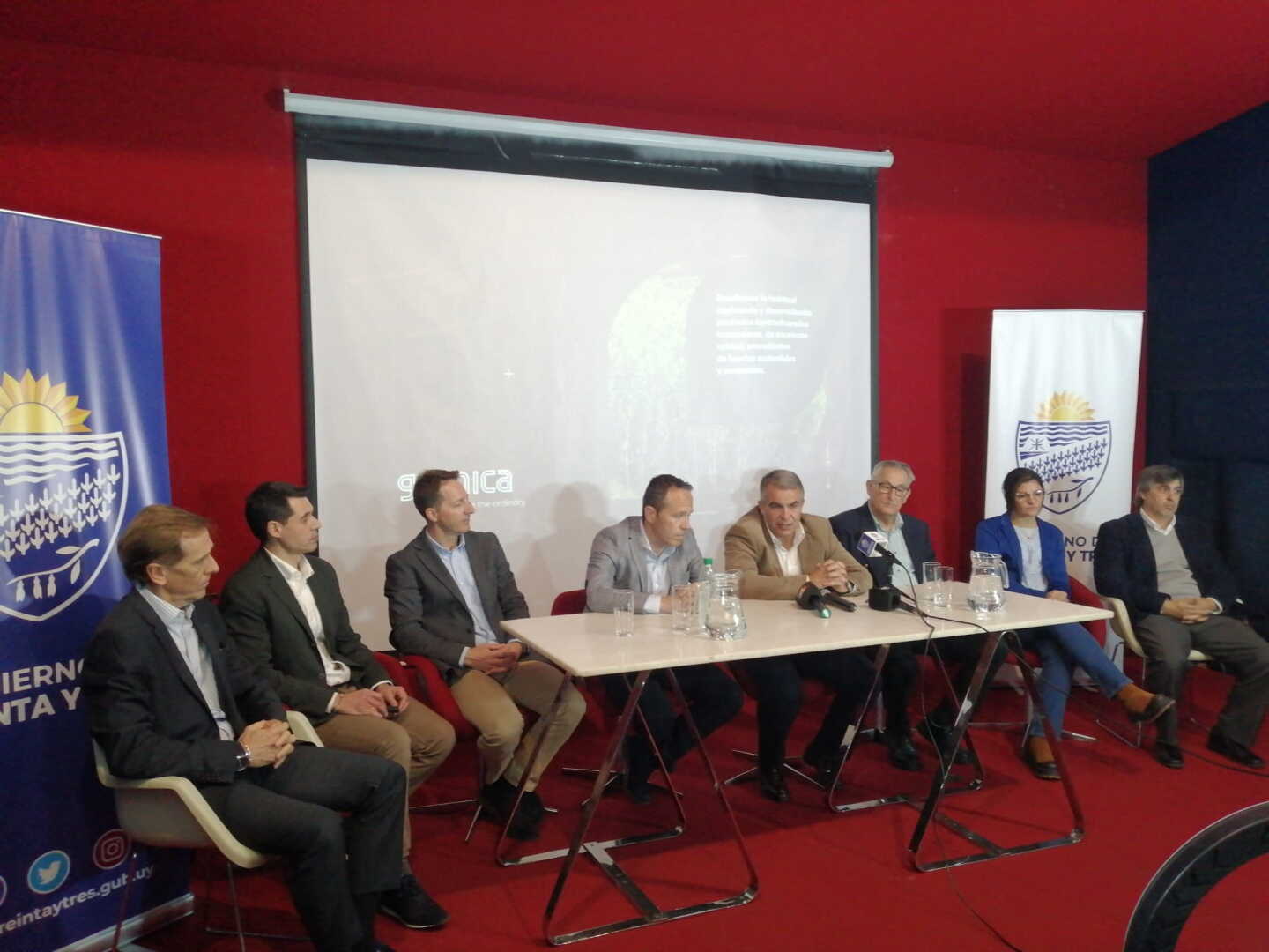 Inicio. La compañía presentó el proyecto de inversión junto a autoridades departamentales de Treinta y Tres.