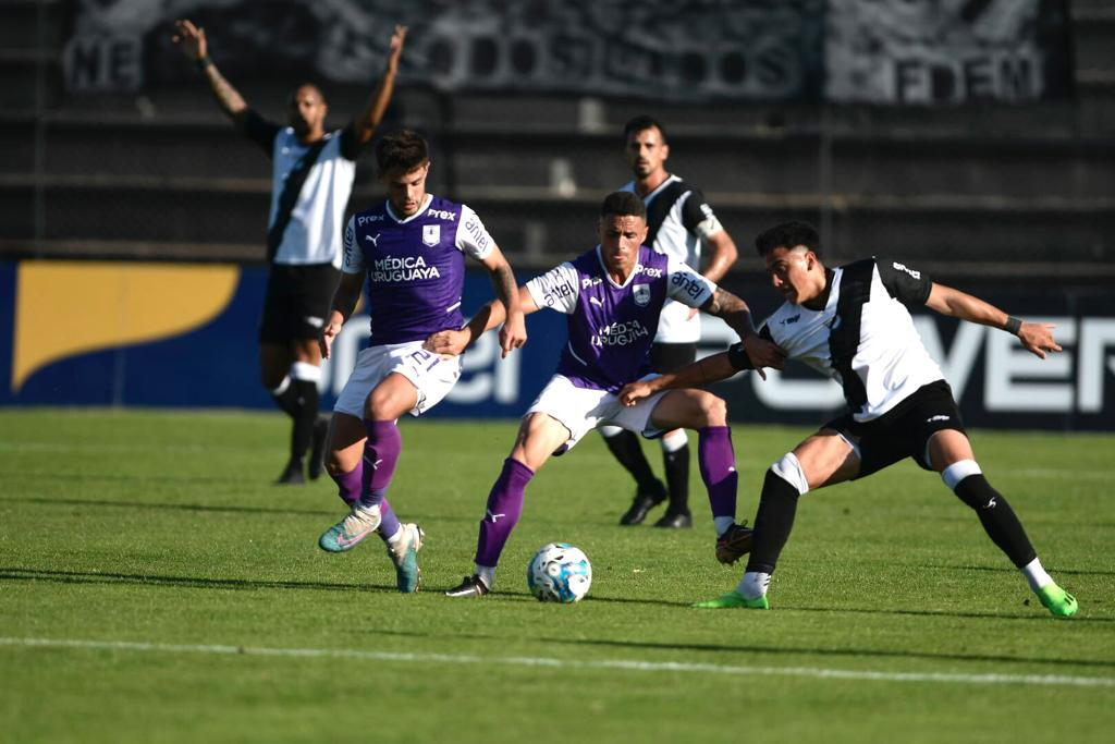 Danubio 1-1 Defensor Sporting: la Franja y el Tuerto cerraron el ...