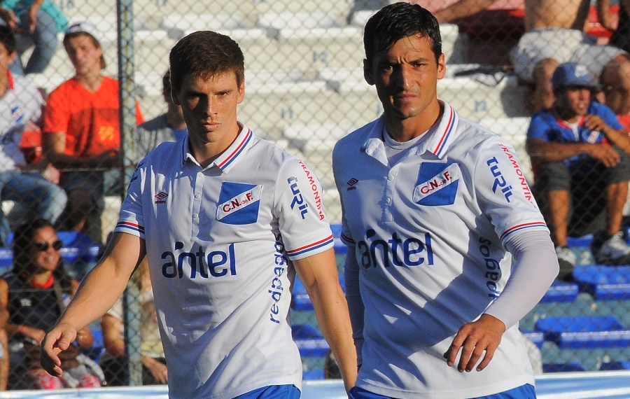 El eterno femenino de una imaginativa pintora