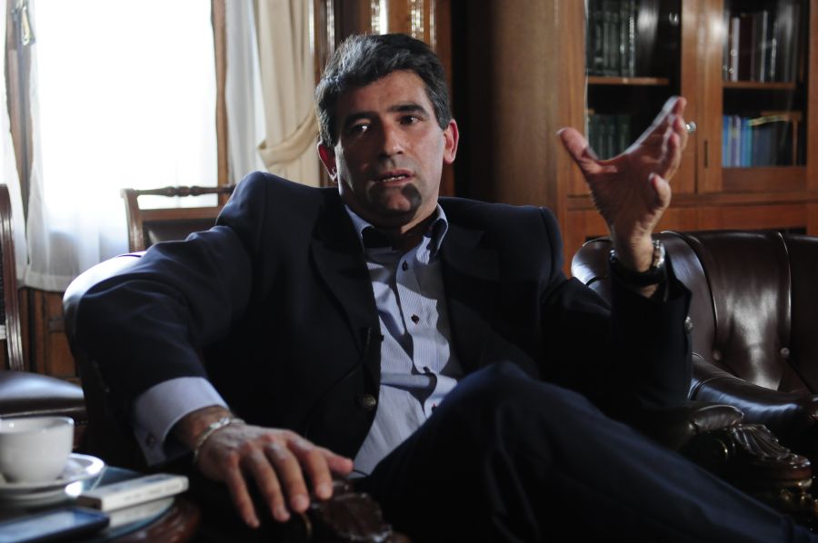 El eterno femenino de una imaginativa pintora