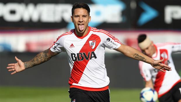 El eterno femenino de una imaginativa pintora