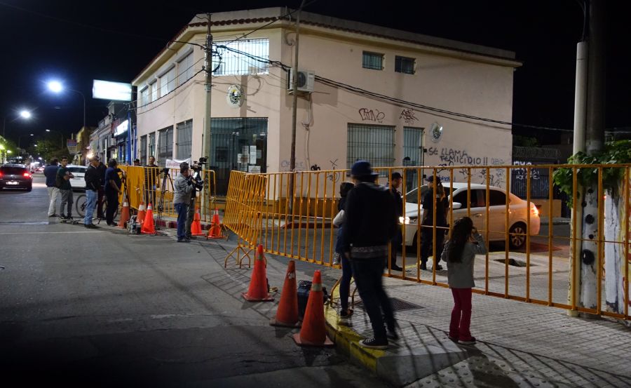 El eterno femenino de una imaginativa pintora