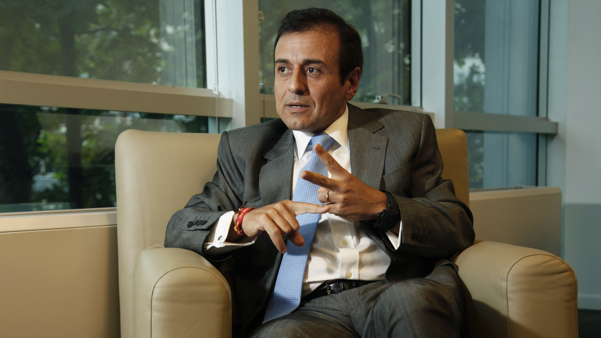 El eterno femenino de una imaginativa pintora