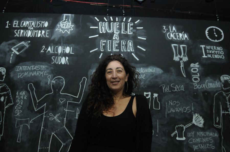 El eterno femenino de una imaginativa pintora