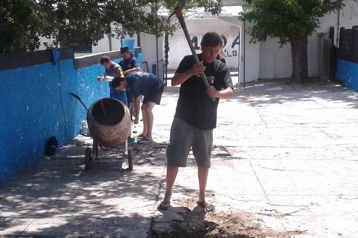 Así se trabaja en Belvedere, el estadio del elenco negriazul. Fotos: @LiverpoolFC1915