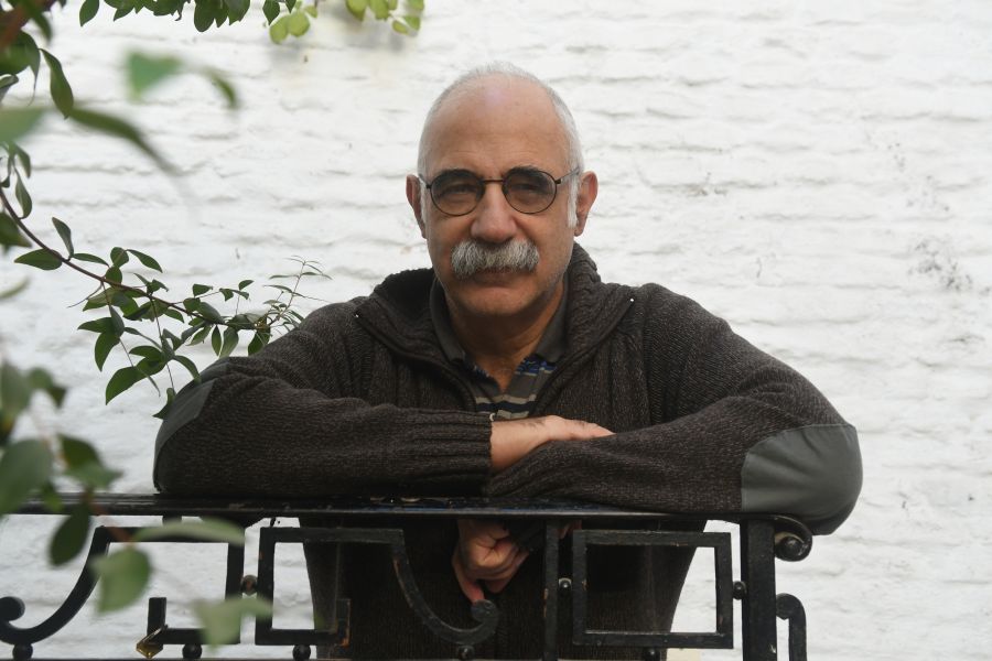 El eterno femenino de una imaginativa pintora