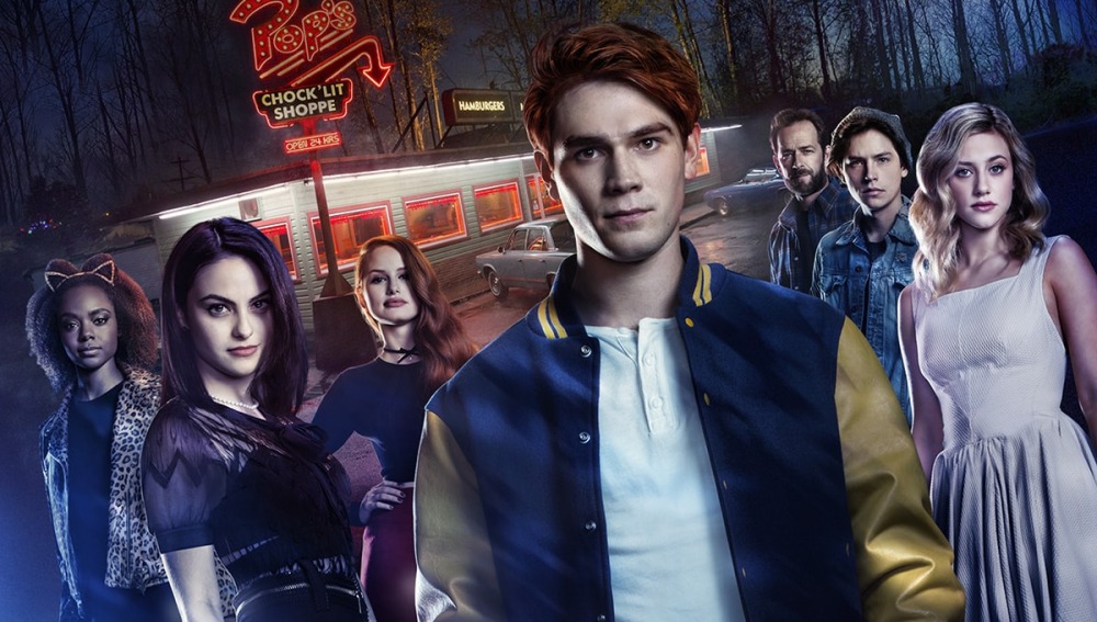 Archie y sus amigos en medio de un misterioso crimen.