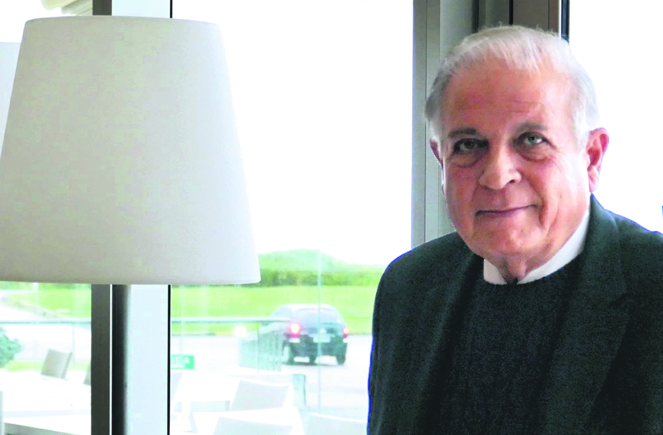 El eterno femenino de una imaginativa pintora