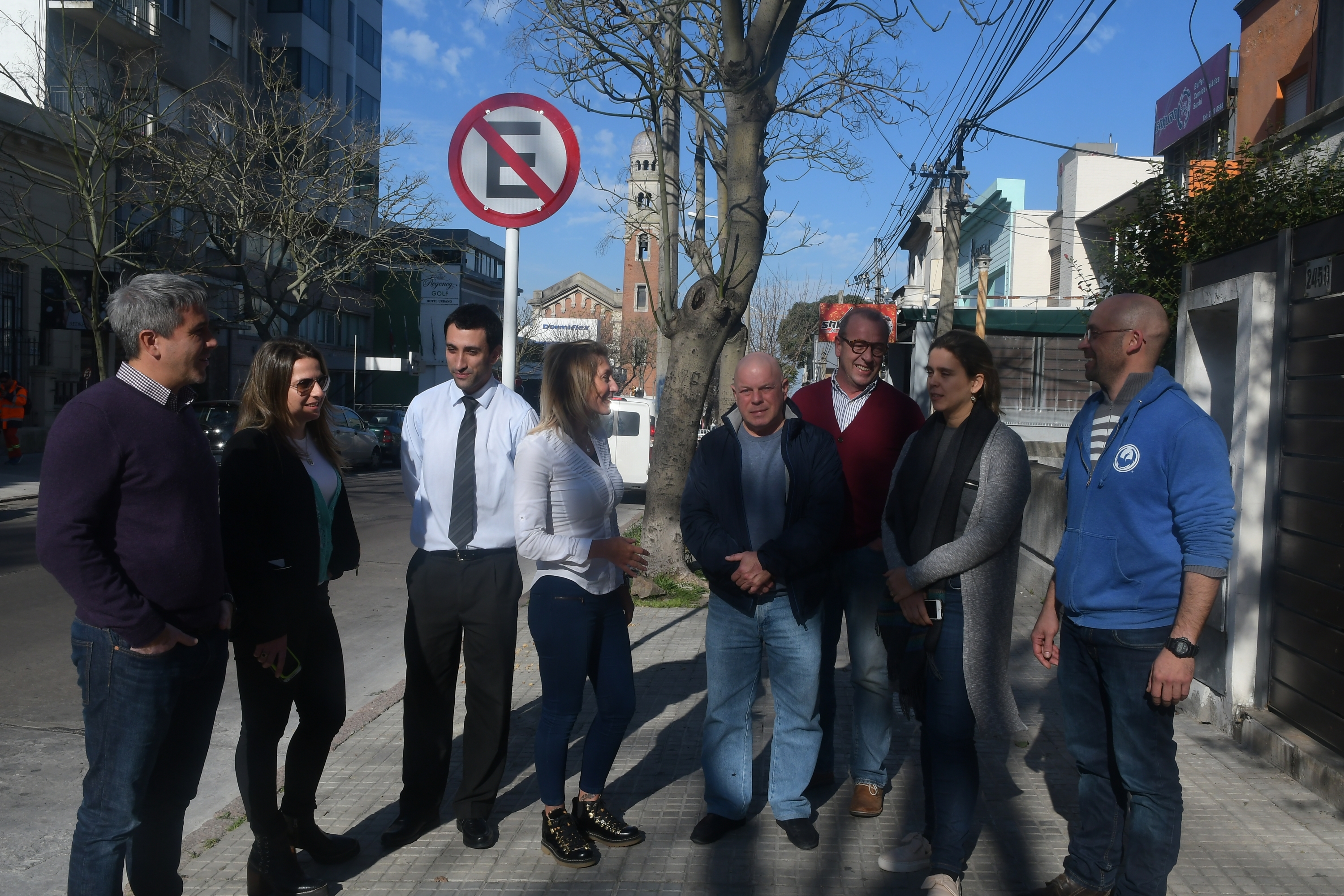 El eterno femenino de una imaginativa pintora