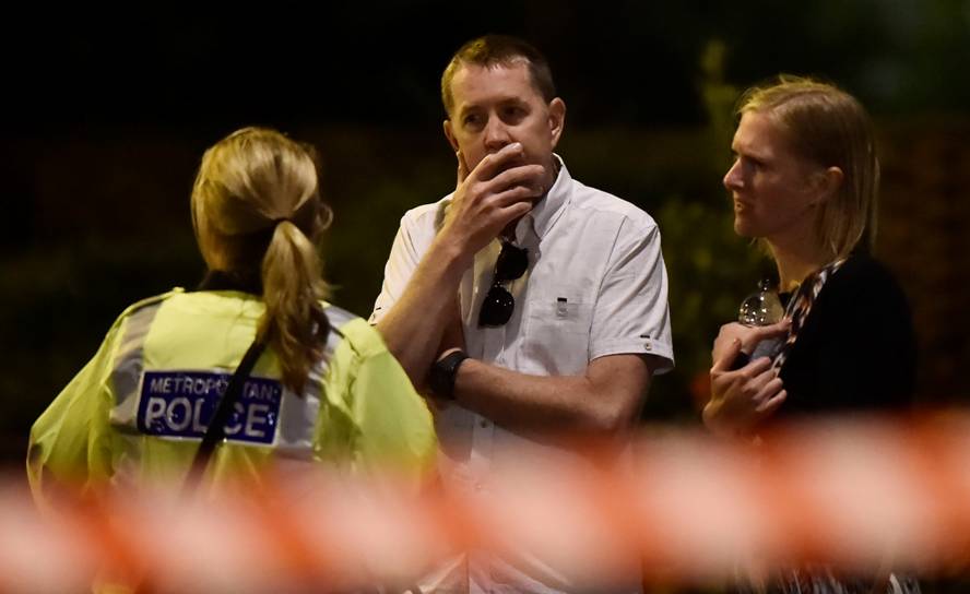 El eterno femenino de una imaginativa pintora