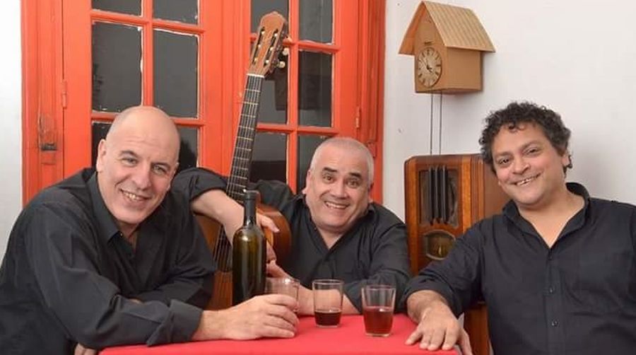 El eterno femenino de una imaginativa pintora