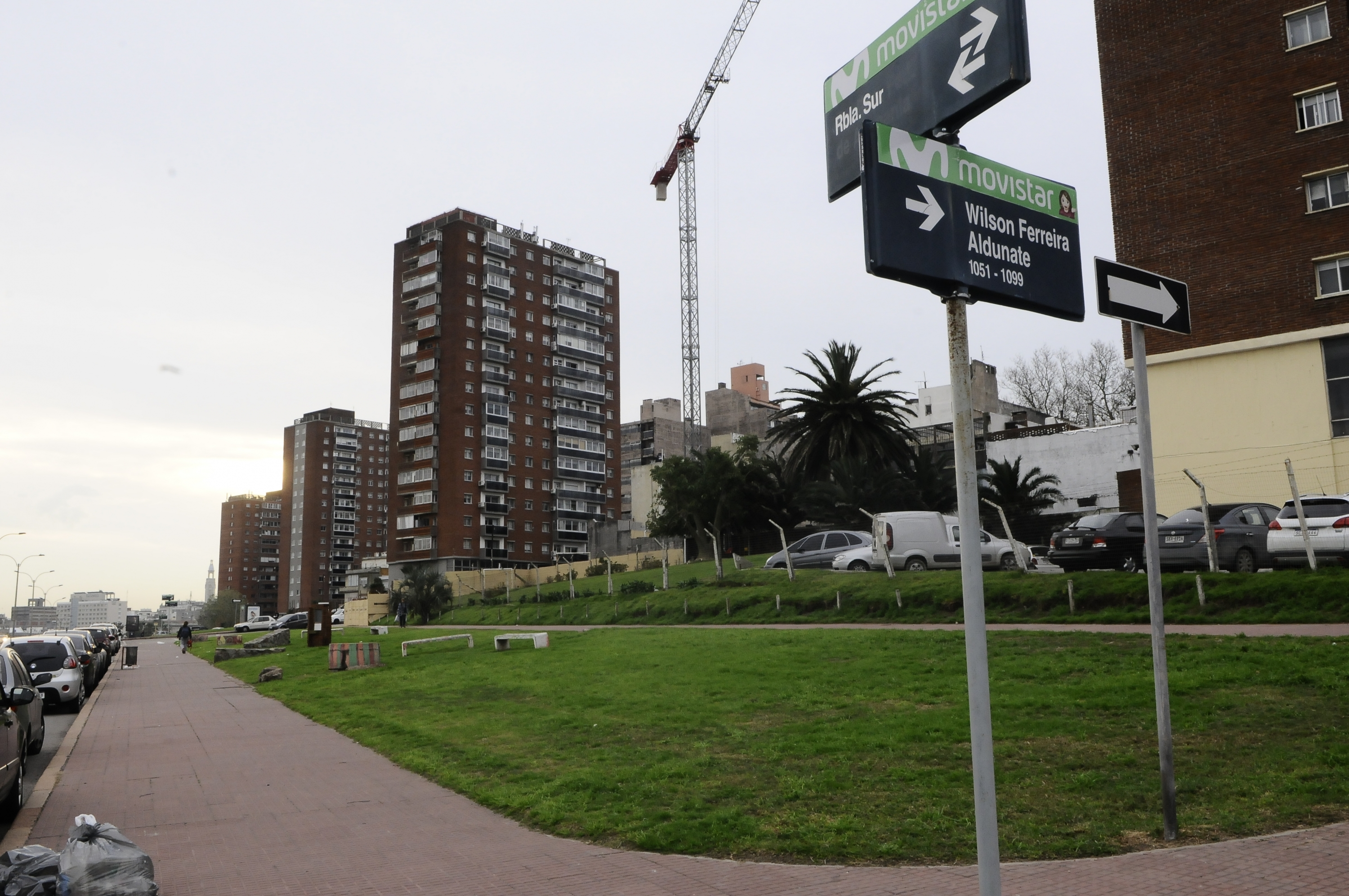 El eterno femenino de una imaginativa pintora