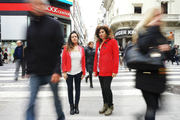 El eterno femenino de una imaginativa pintora