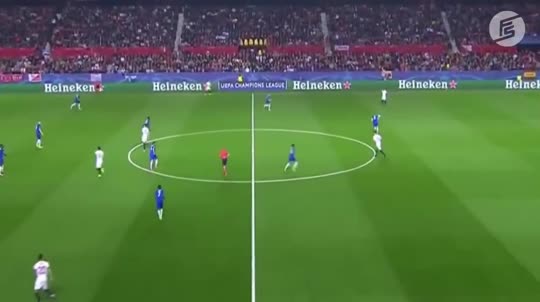 Sevilla vs Leicester City 2-1 Highlights & Goals 2017 HD (1)