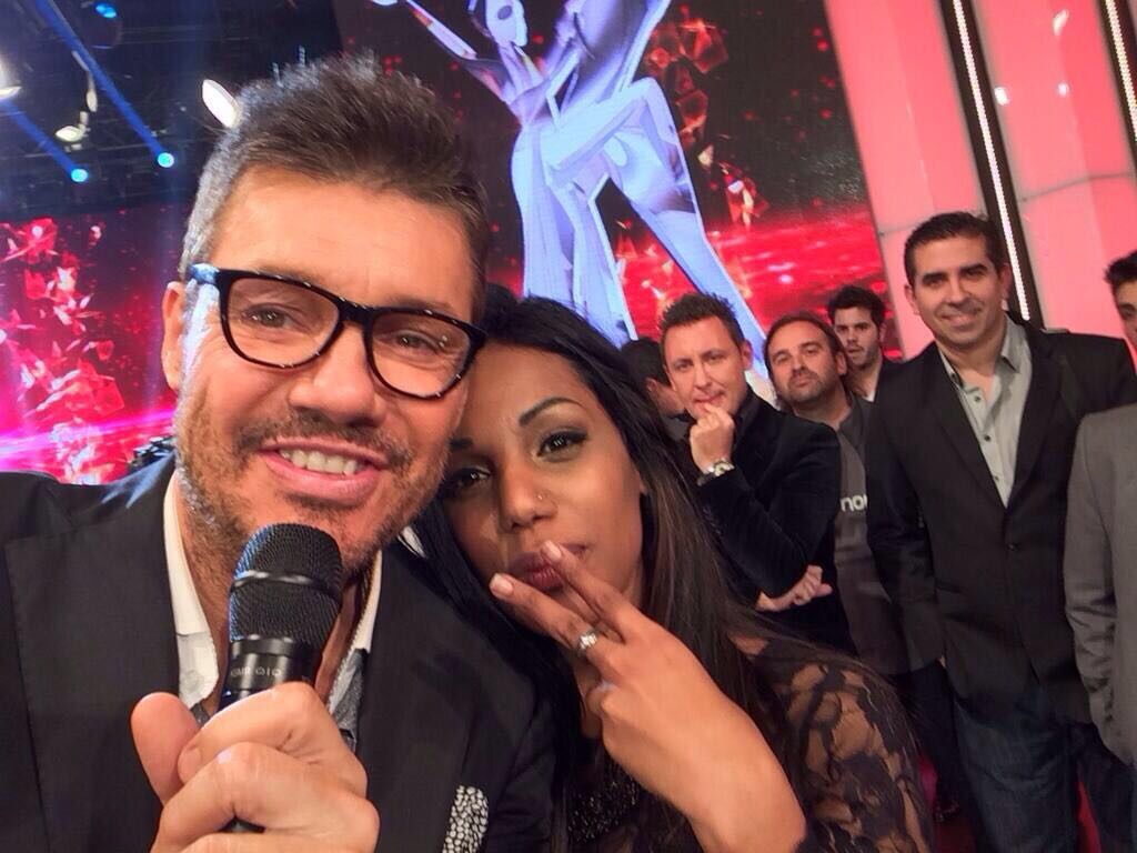 El eterno femenino de una imaginativa pintora