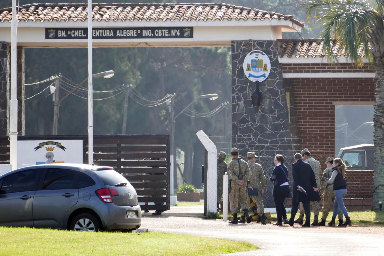 El eterno femenino de una imaginativa pintora