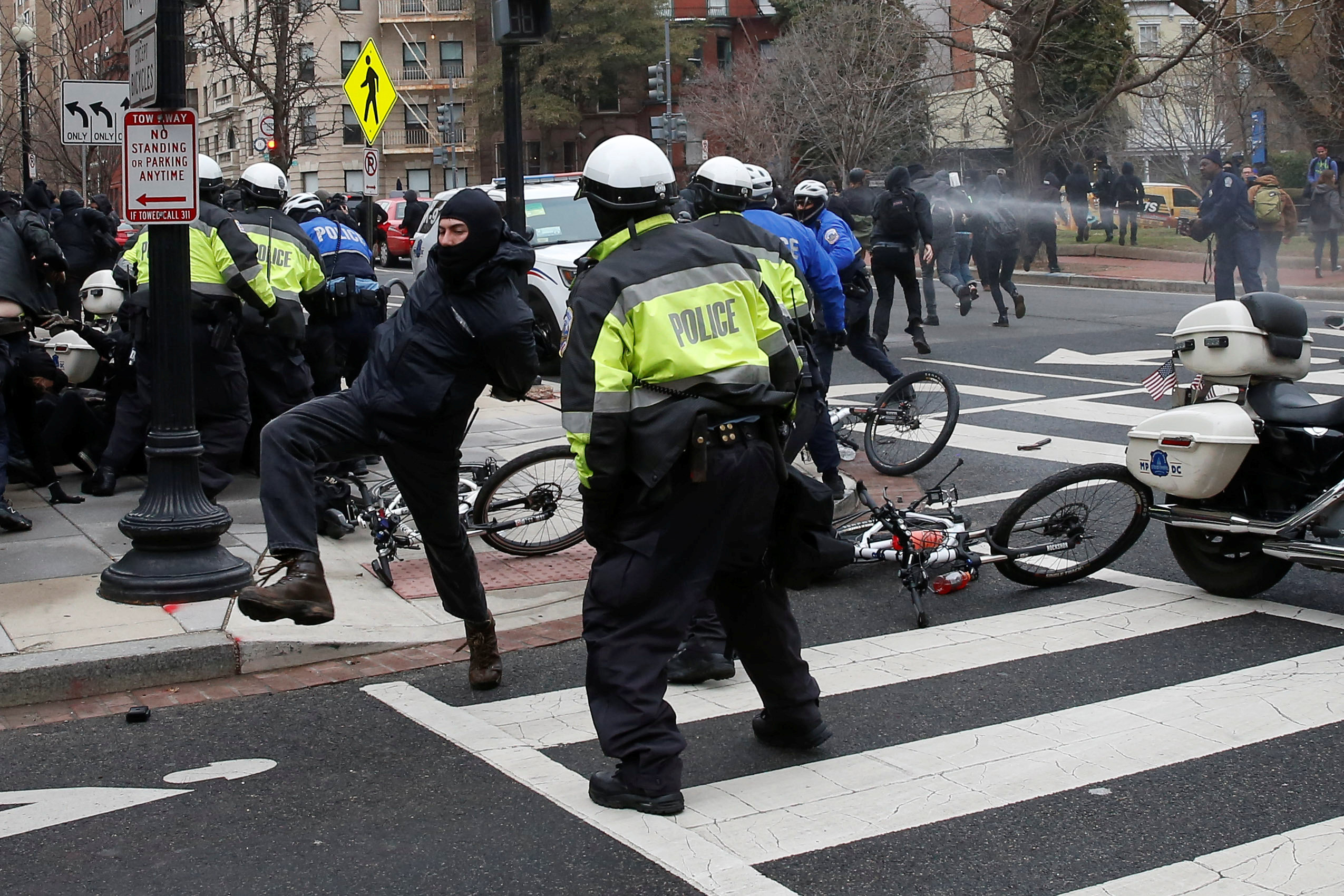 Disturbios en la asunción de Donald Trump. Foto: Reuters