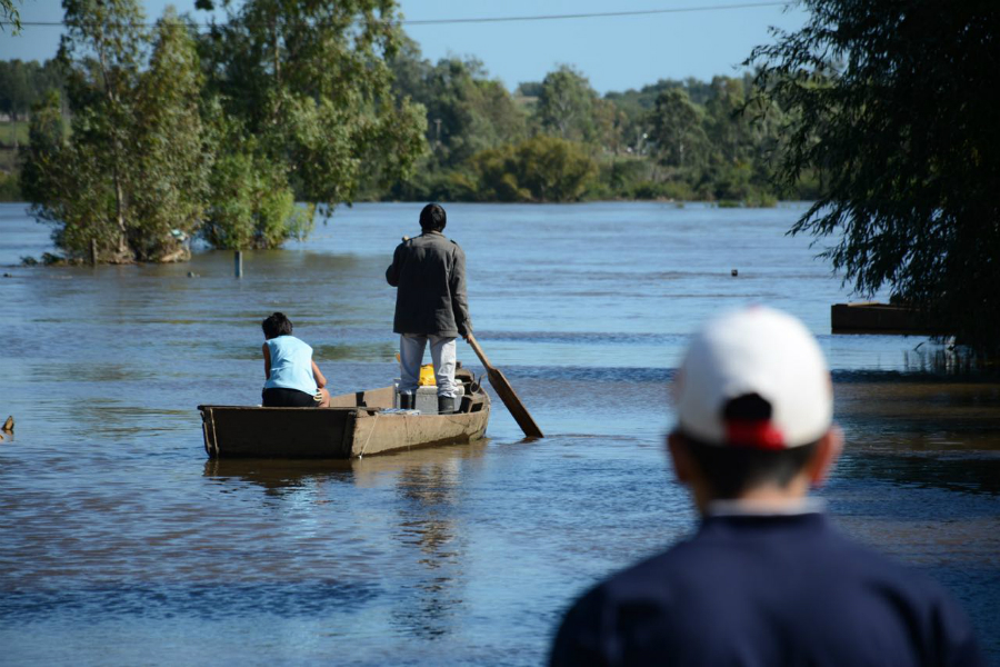 El eterno femenino de una imaginativa pintora