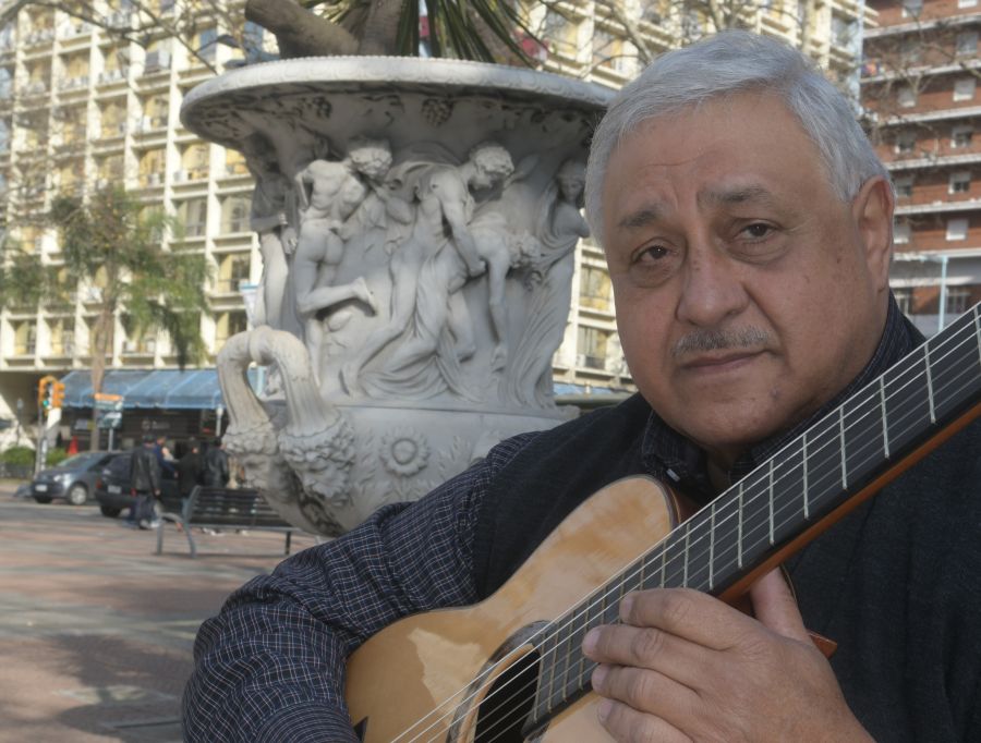 El eterno femenino de una imaginativa pintora