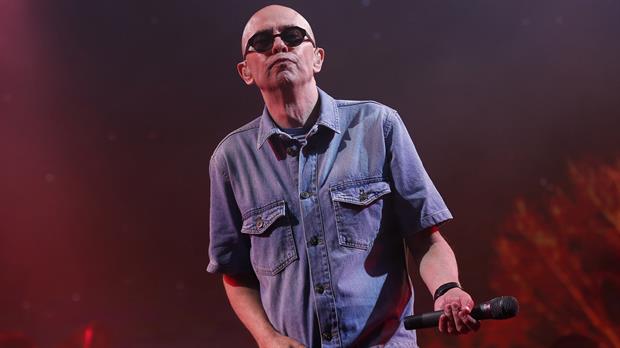 El eterno femenino de una imaginativa pintora