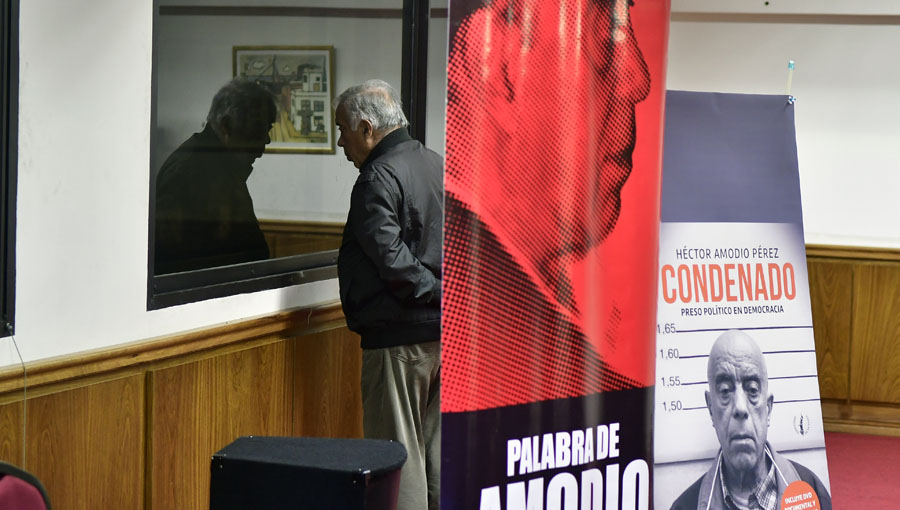 El eterno femenino de una imaginativa pintora