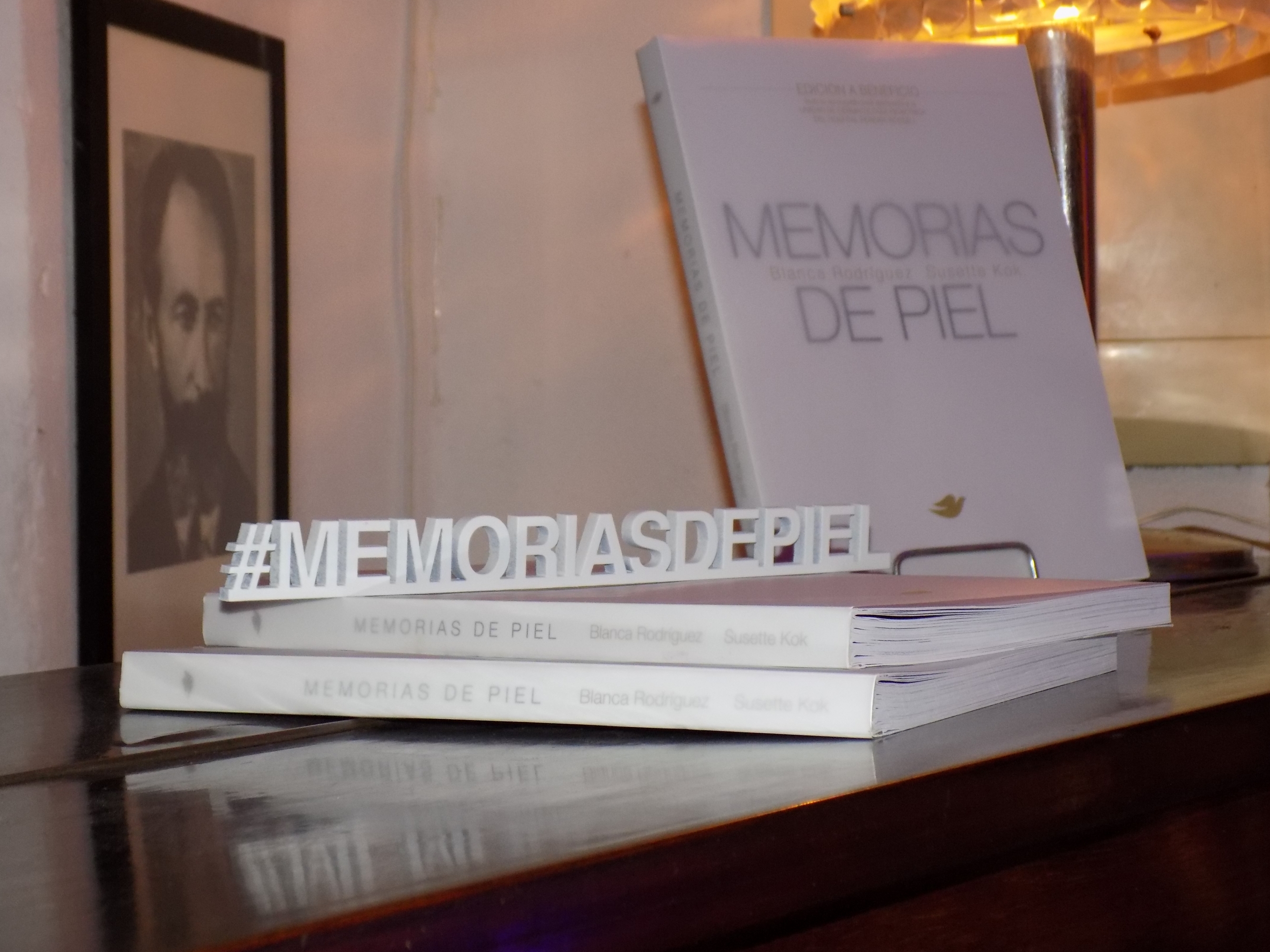 La publicación se encuentra a la venta en Farmashop.