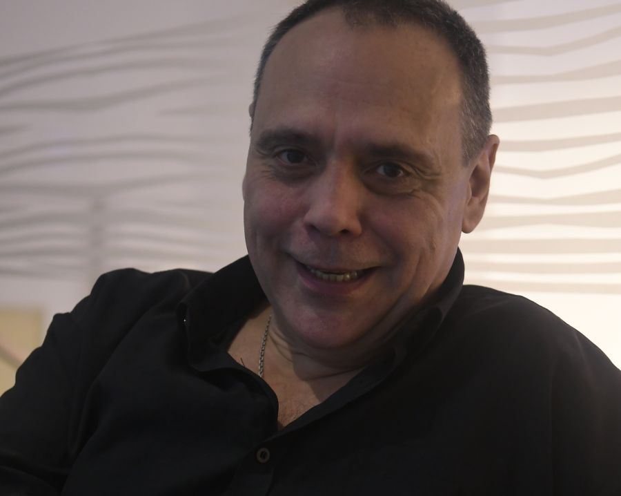 El eterno femenino de una imaginativa pintora