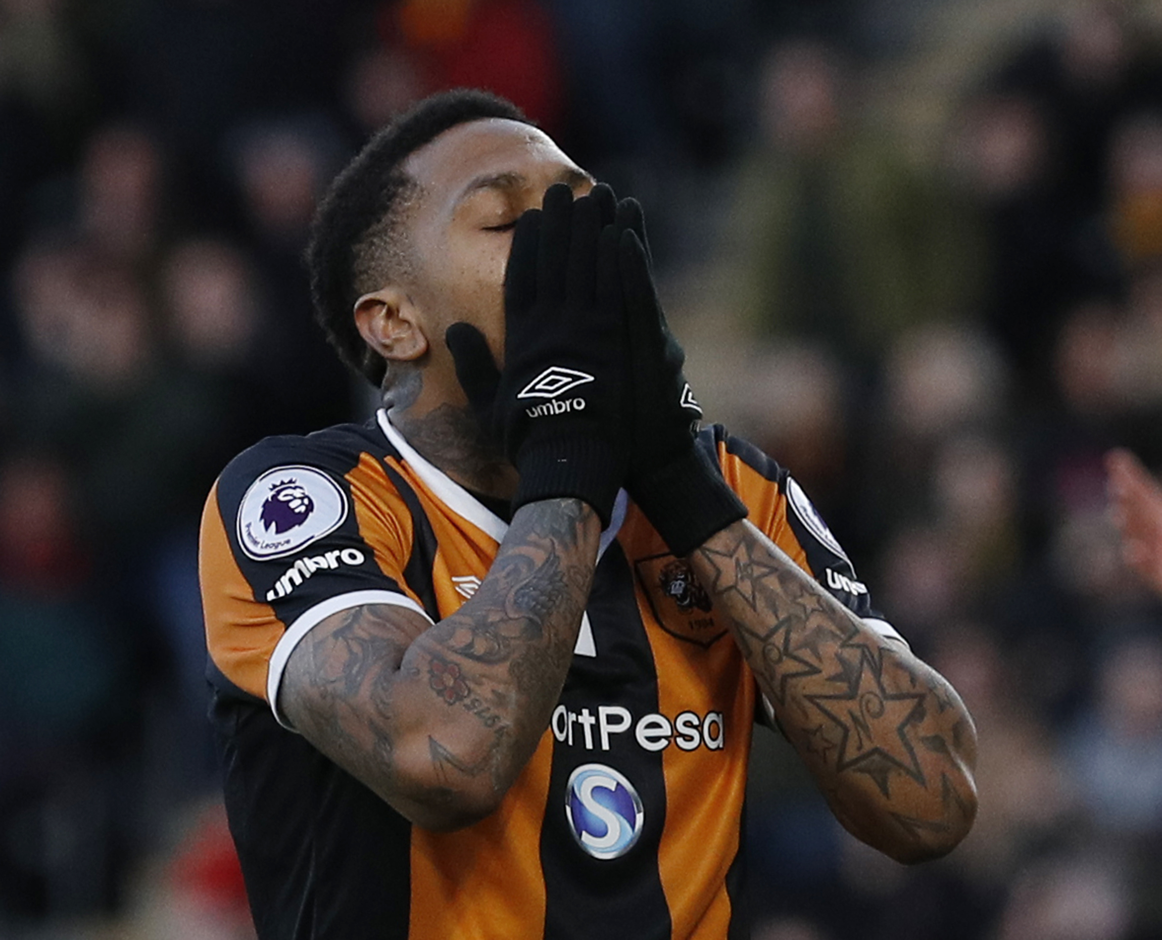 Abel Hernández fue titular pero no pudo anotar en el triunfo del Hull. Foto: Reuters