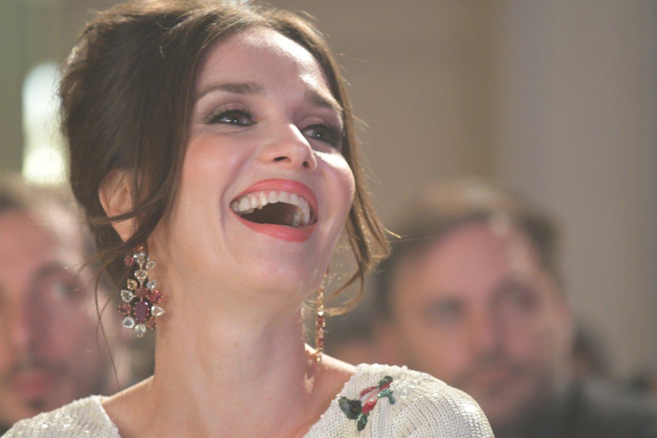 El eterno femenino de una imaginativa pintora