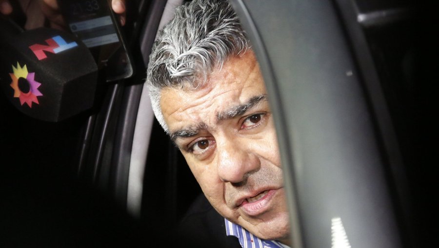 El eterno femenino de una imaginativa pintora