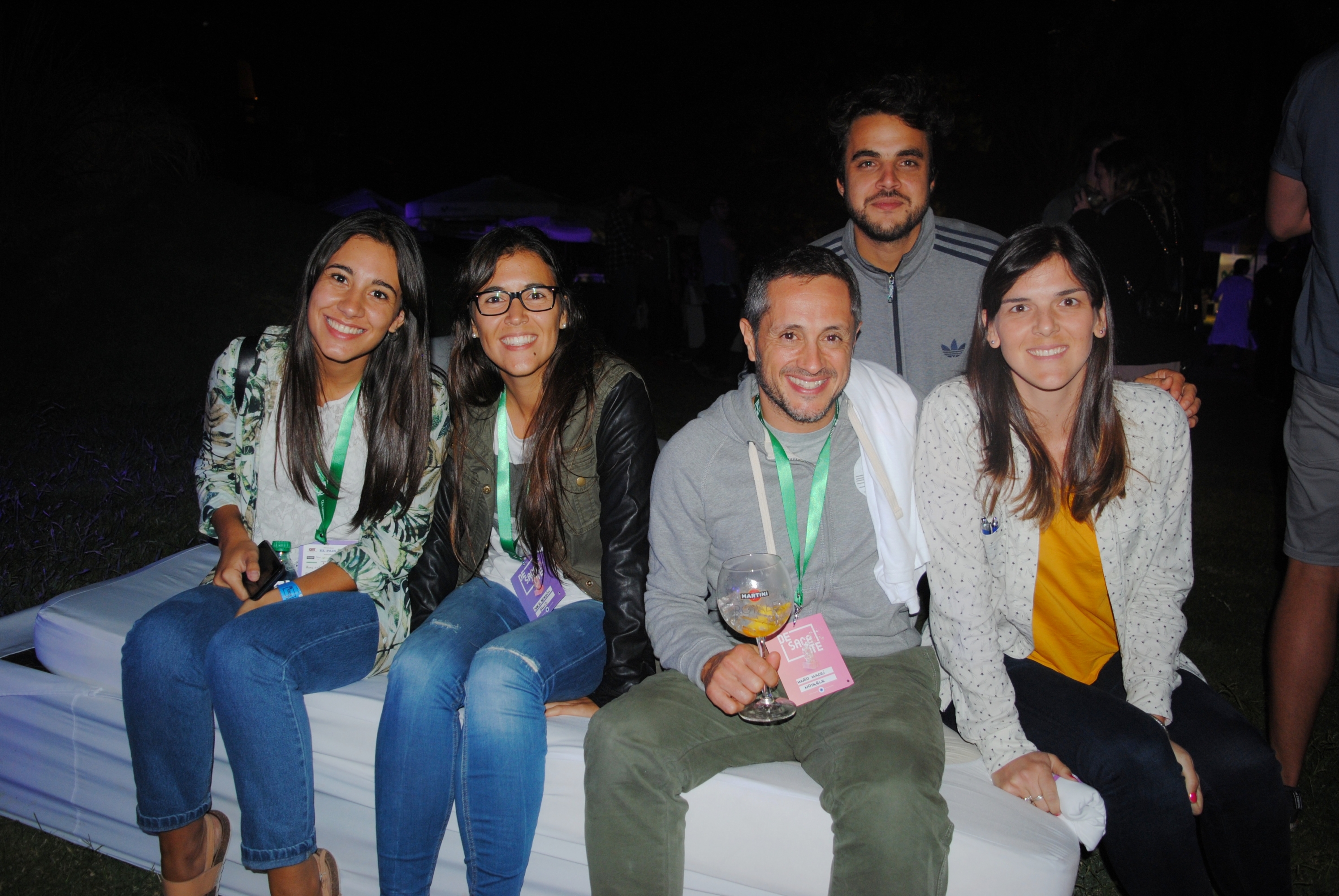 Vanessa Estevan, Mari?a Verdun, Mario Macri, Juan Pablo Steneris, Magdalena Miller.