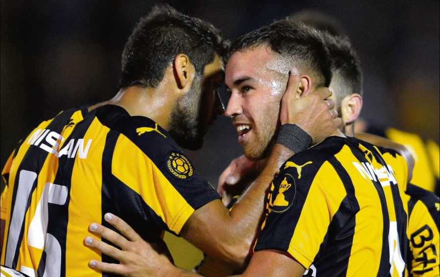 El eterno femenino de una imaginativa pintora