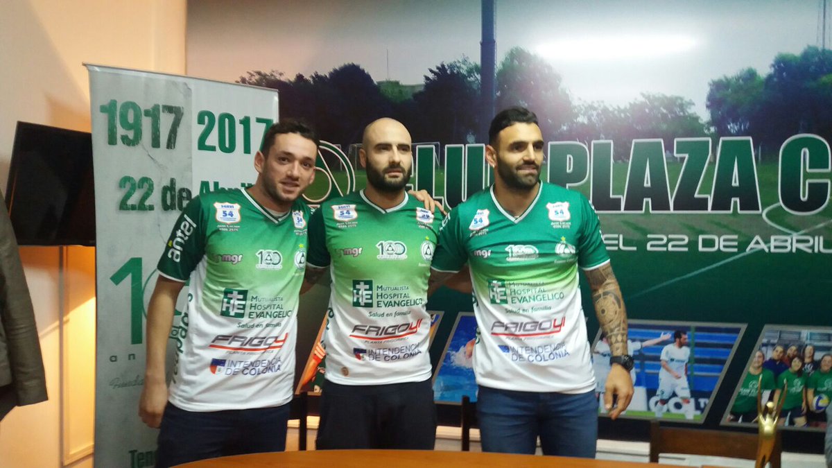 El eterno femenino de una imaginativa pintora