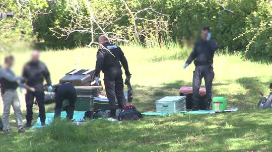 Eta entrega armas y explosivos tras 40 años de violencia