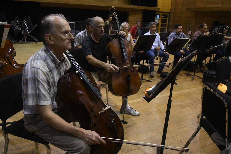 Seis de cada 10 músicos de la Ossodre también integran la Filarmónica de Montevideo. Foto: A. Colmegna