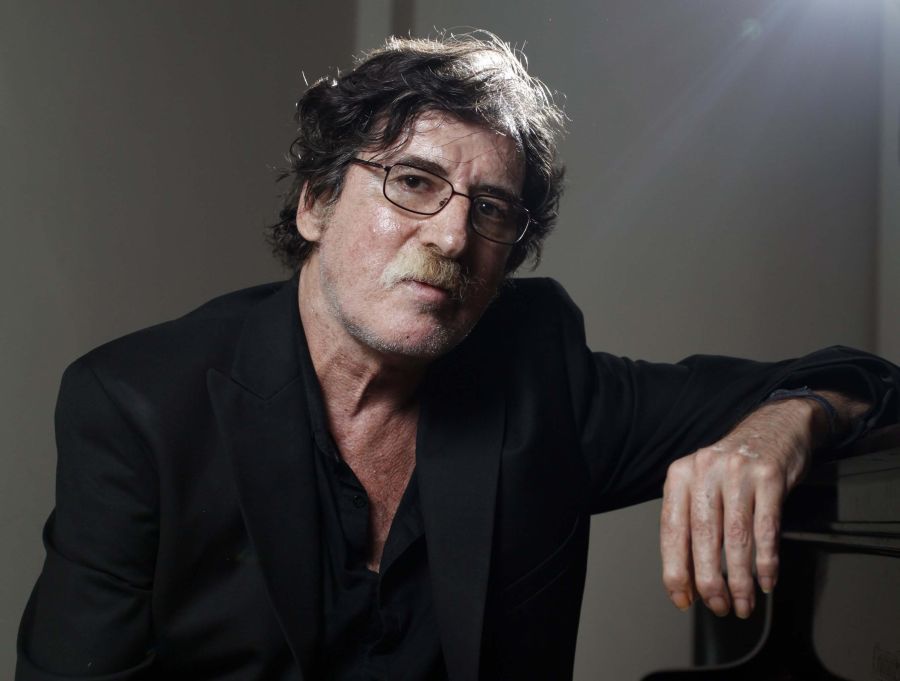 El eterno femenino de una imaginativa pintora