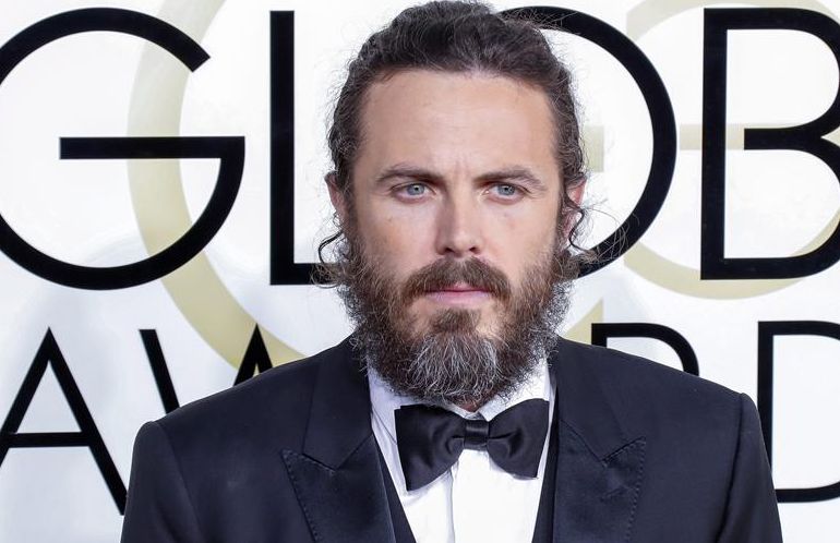 El eterno femenino de una imaginativa pintora