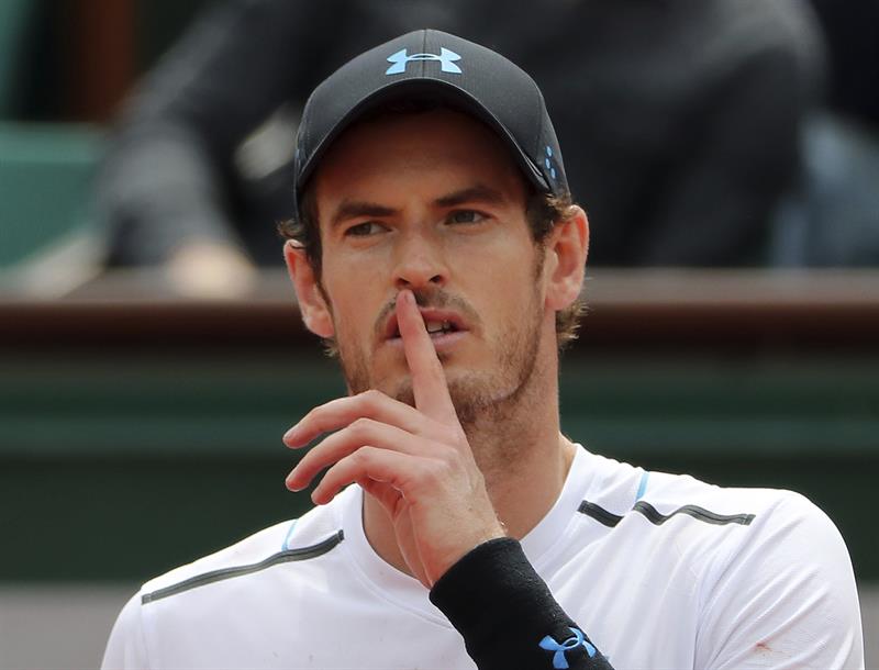 El eterno femenino de una imaginativa pintora