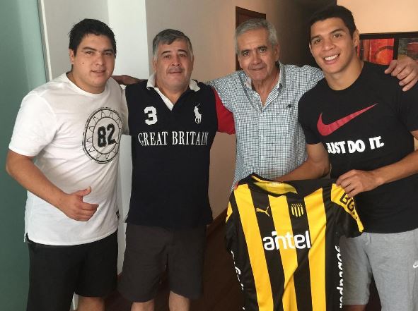 El eterno femenino de una imaginativa pintora