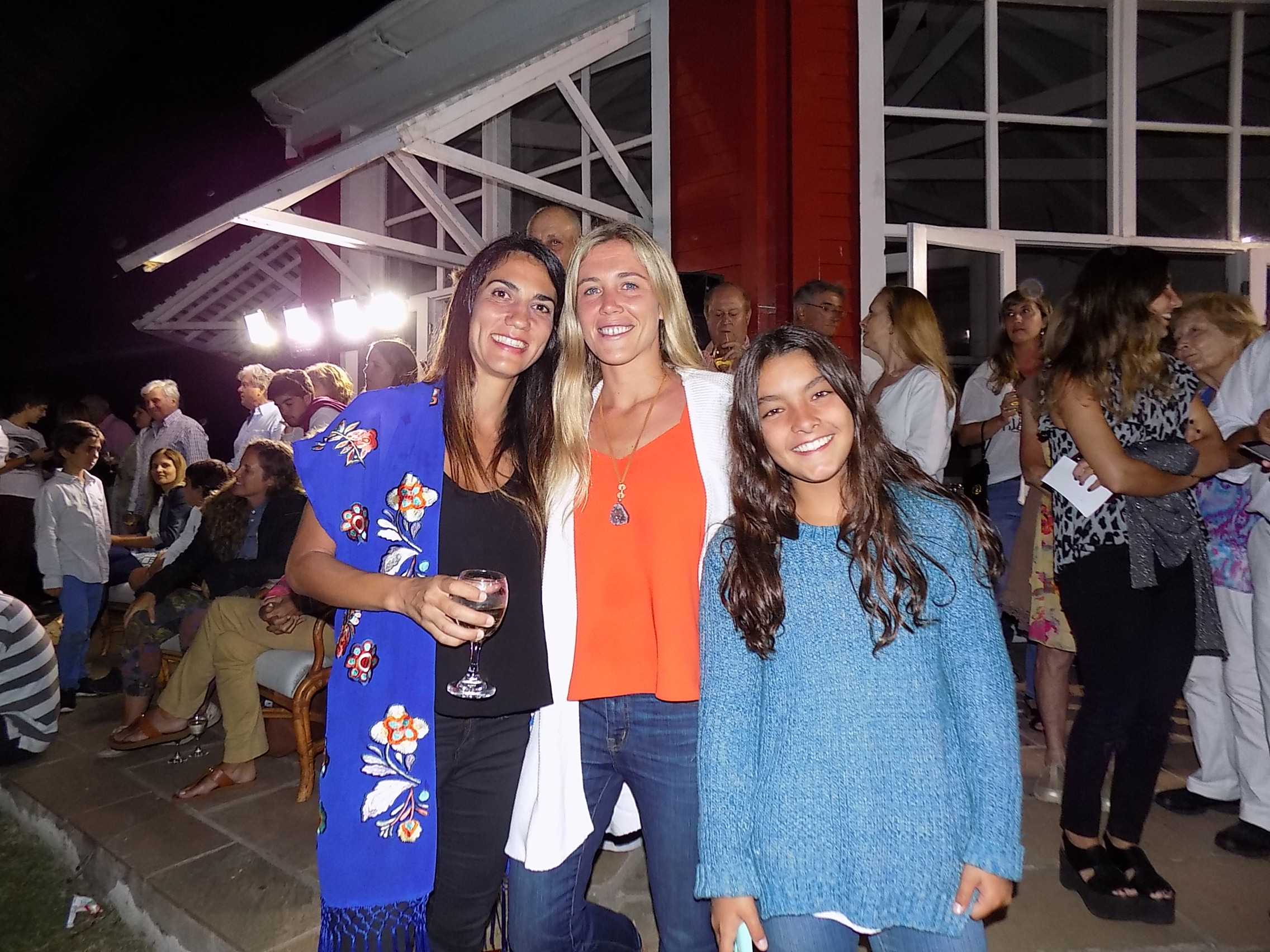 Ana Inés Zorrilla, Margarita Rachetti, Delfina Paullier.