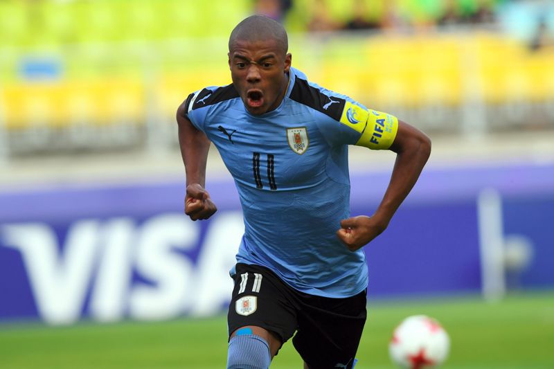 El eterno femenino de una imaginativa pintora