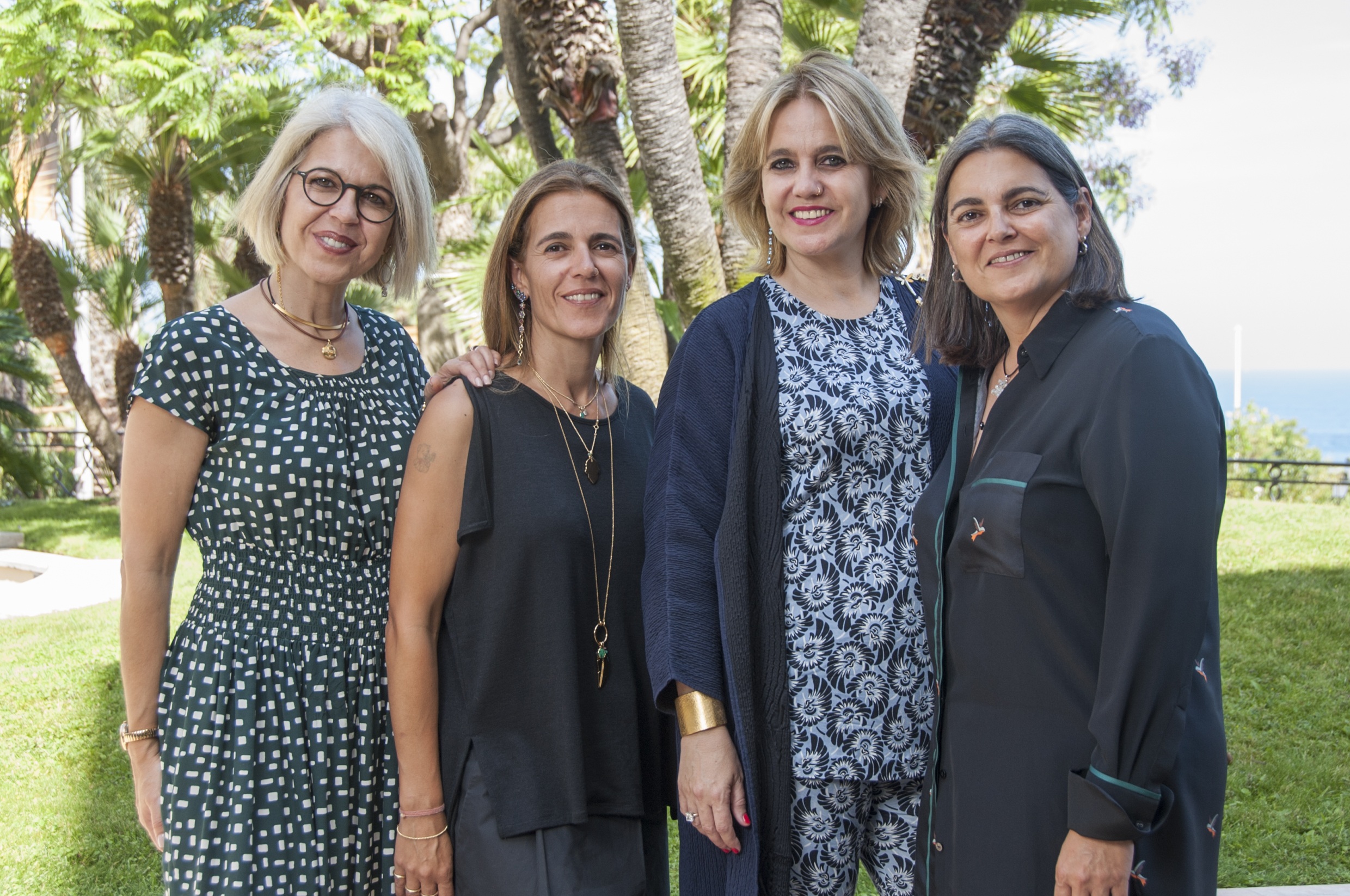 El eterno femenino de una imaginativa pintora