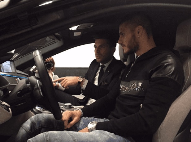 El eterno femenino de una imaginativa pintora