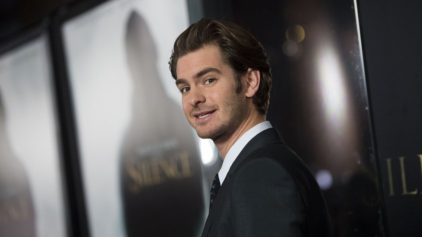 El eterno femenino de una imaginativa pintora