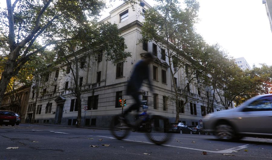 MEF: entienden que con inflación en torno al 7% las tasas reales bajarían. Foto: F. Ponzetto