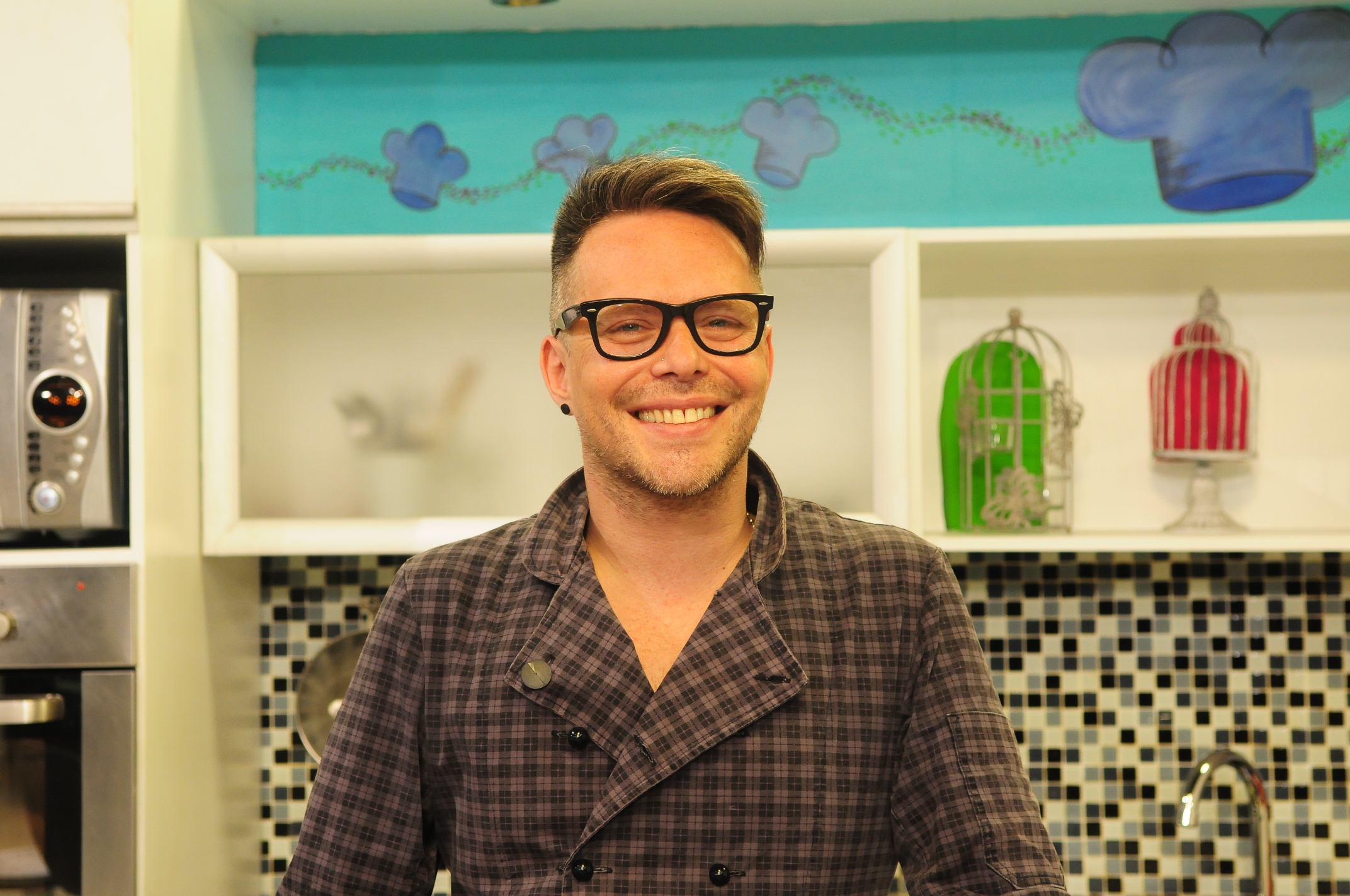 El eterno femenino de una imaginativa pintora